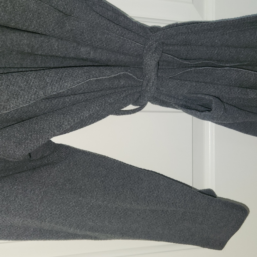 Men's Bath Robe - Picture 3 of 4